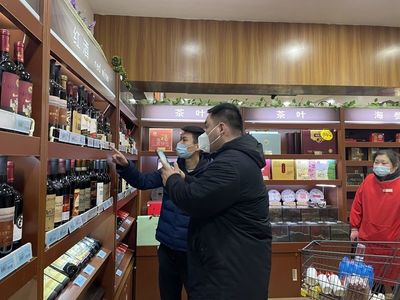 濟(jì)寧曲阜市開展“食安護(hù)佳節(jié)”行動，精準(zhǔn)監(jiān)管酒類經(jīng)營守護(hù)群眾節(jié)日安全